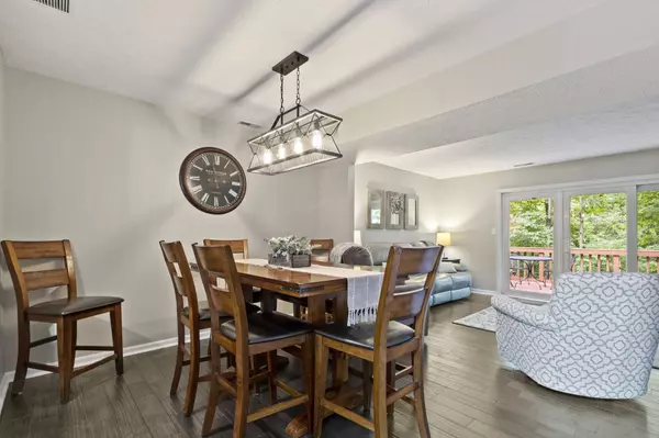 11531 Hidden Bay, Indianapolis, IN 46236