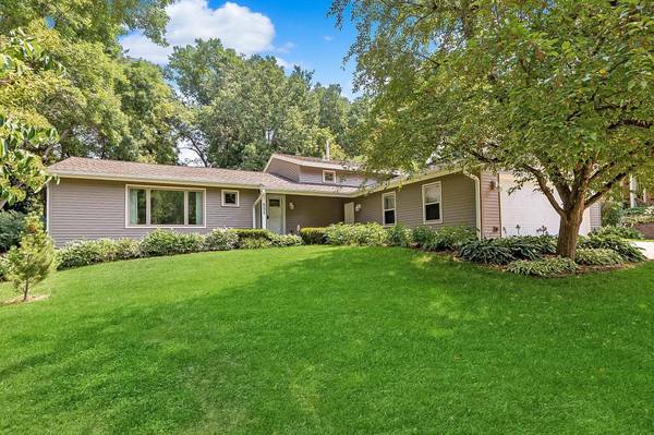 606 20th AVE SW, Rochester, MN 55902