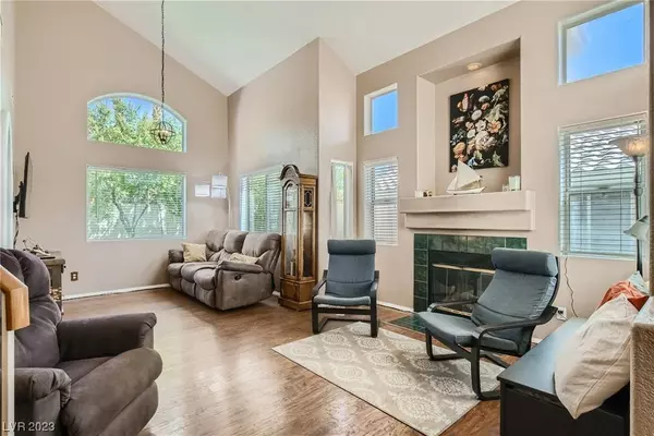 6928 White Lakes Avenue, Las Vegas, NV 89130