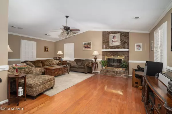 101 Clubview Court, Rocky Mount, NC 27804