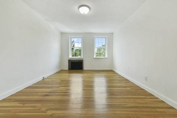 37 Commonwealth Avenue #33, Newton, MA 02467