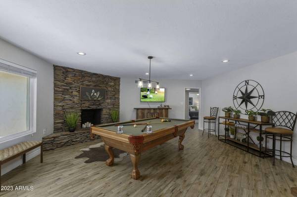 3020 E MISSION Lane, Phoenix, AZ 85028