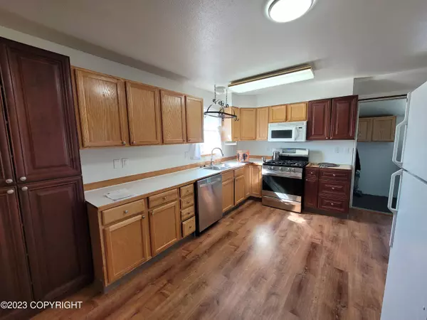 3315 Tahak ST, Barrow, AK 99723