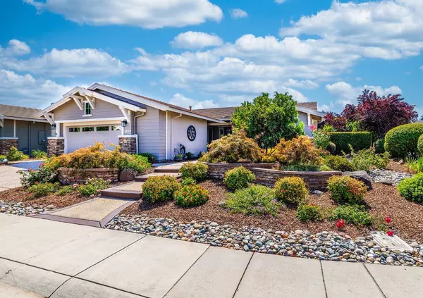 2603 Warbler LN, Lincoln, CA 95648