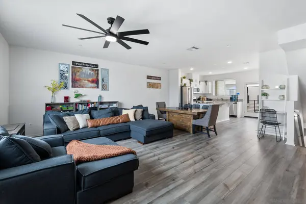 5232 Beachfront Cove St #79, San Diego, CA 92154