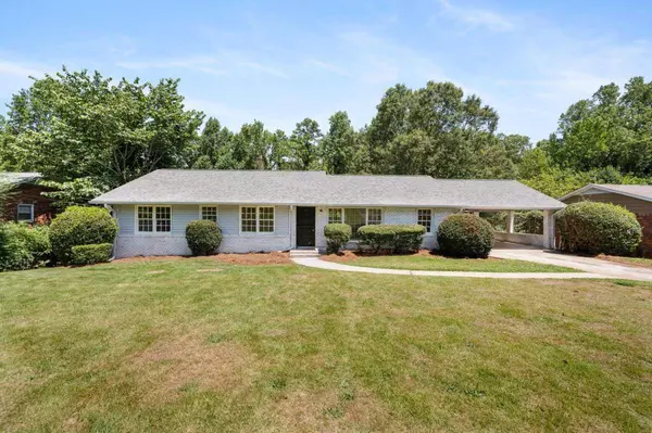 2619 Colonial DR, College Park, GA 30337