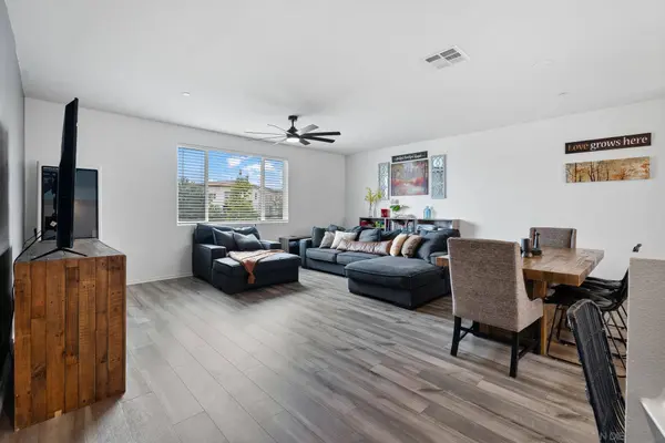 5232 Beachfront Cove St #79, San Diego, CA 92154