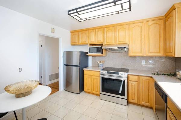 383 Valencia DR, South San Francisco, CA 94080