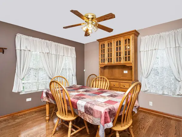 6312 Colton Ridge CT, Plainfield, IL 60586