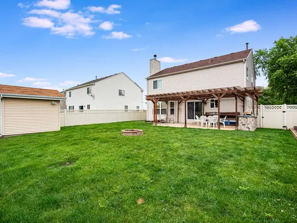 6312 Colton Ridge CT, Plainfield, IL 60586