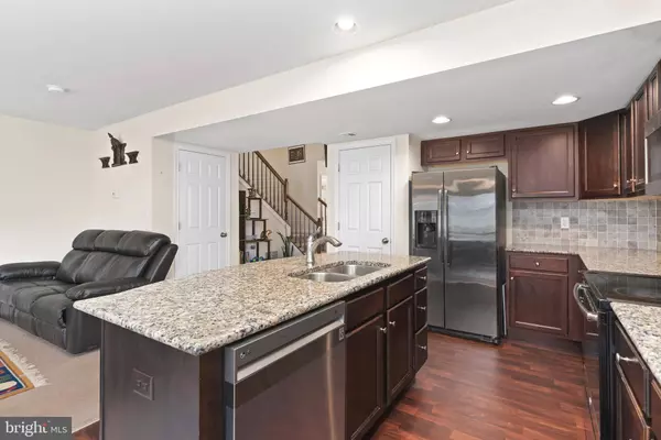 274 MELBOURNE LN, Mechanicsburg, PA 17055