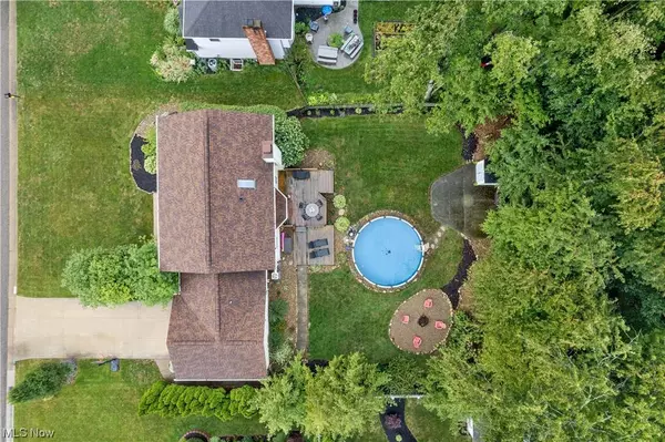 6465 Harborview AVE NW, Canton, OH 44718