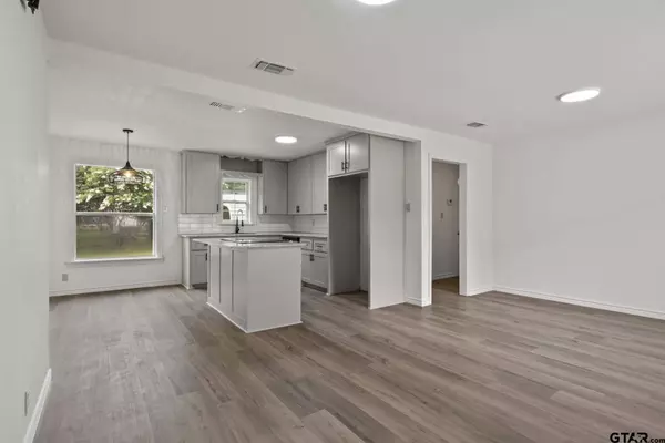 123 Hickory Street, Pittsburg, TX 75686