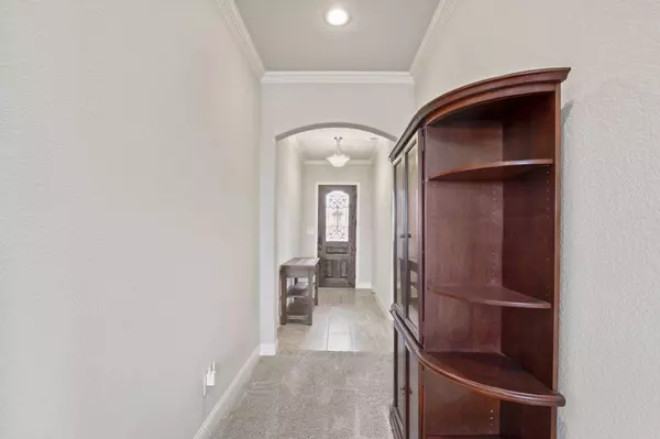 8301 Meadow Sweet Lane, Fort Worth, TX 76123