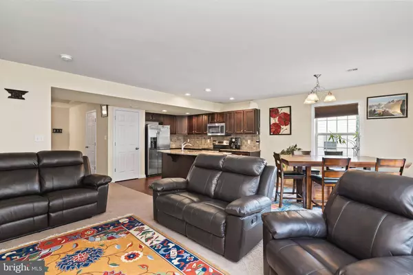 274 MELBOURNE LN, Mechanicsburg, PA 17055