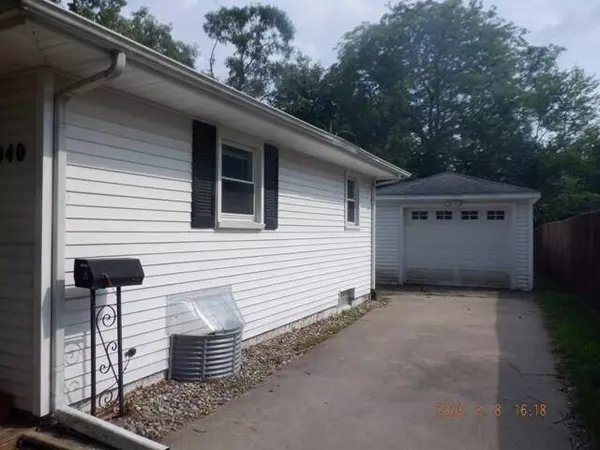 3040 Mt Olivet Road, Kalamazoo, MI 49004