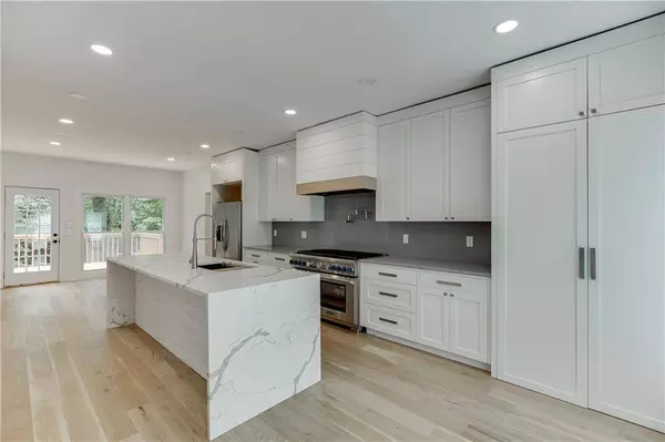 270 Parliament CT, Lawrenceville, GA 30043