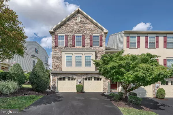 1911 ROXBURY CT, Mechanicsburg, PA 17055