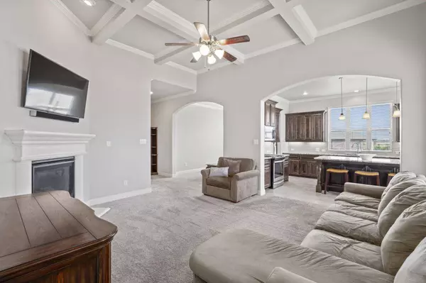 8301 Meadow Sweet Lane, Fort Worth, TX 76123