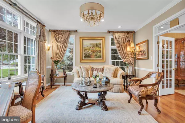 4 EN PROVENCE, Cherry Hill, NJ 08003