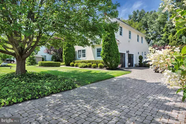 4 EN PROVENCE, Cherry Hill, NJ 08003