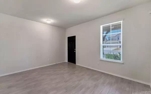 427 Salz Way, San Antonio, TX 78260