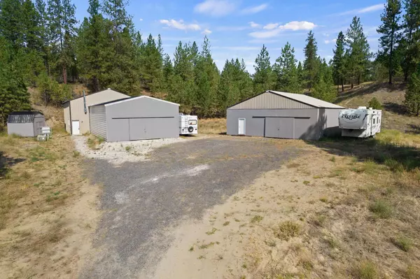 6226 W Whitmore Hill Rd, Deer Park, WA 99006