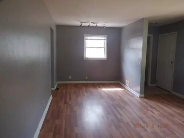 3040 Mt Olivet Road, Kalamazoo, MI 49004