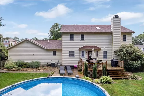 6465 Harborview AVE NW, Canton, OH 44718