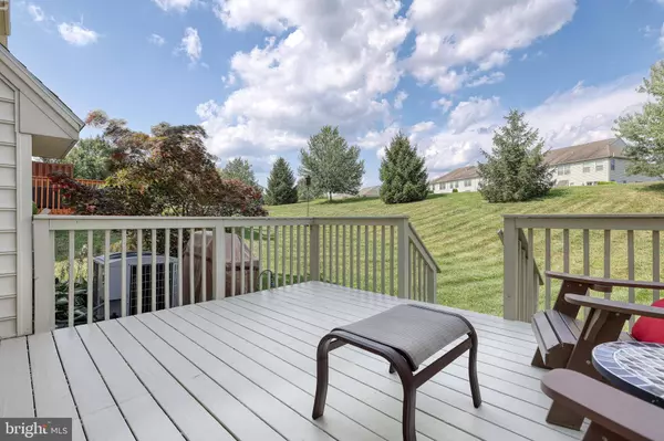 1911 ROXBURY CT, Mechanicsburg, PA 17055