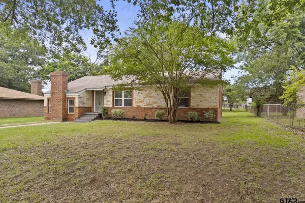 123 Hickory Street, Pittsburg, TX 75686