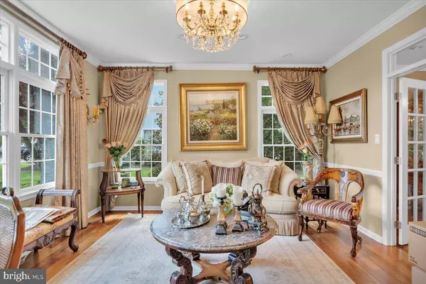 4 EN PROVENCE, Cherry Hill, NJ 08003