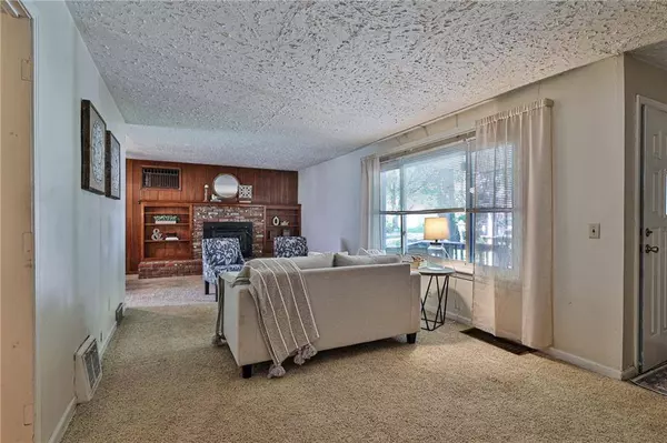 4433 S Cottage AVE, Independence, MO 64055