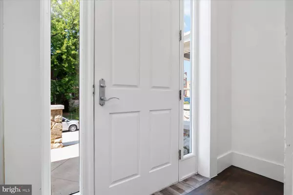 5029 QUEENSBERRY AVE, Baltimore, MD 21215