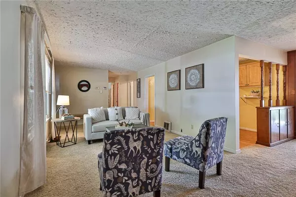 4433 S Cottage AVE, Independence, MO 64055