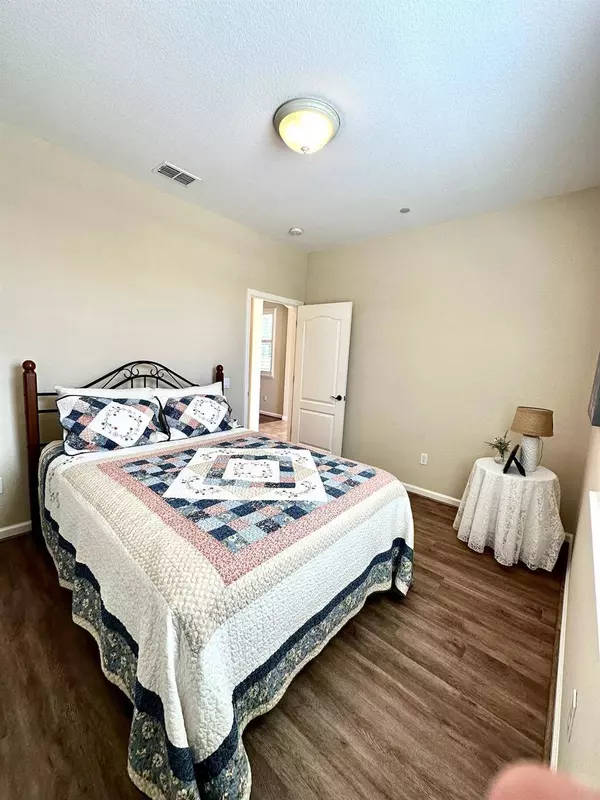 1009 Cabris LN, Roseville, CA 95747