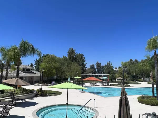 39588 Chalk Hill Drive, Murrieta, CA 92563