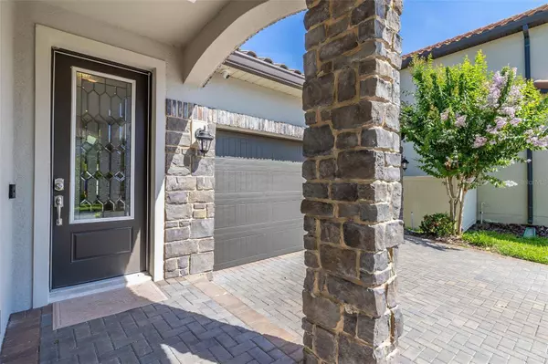 8378 VIVARO ISLE WAY, Windermere, FL 34786