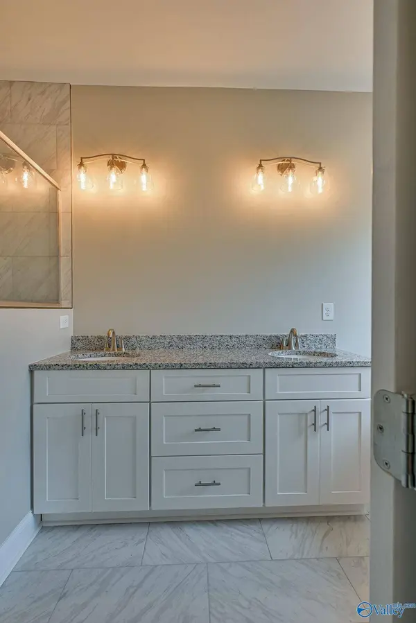 6219 Hollow Road, Huntsville, AL 35810