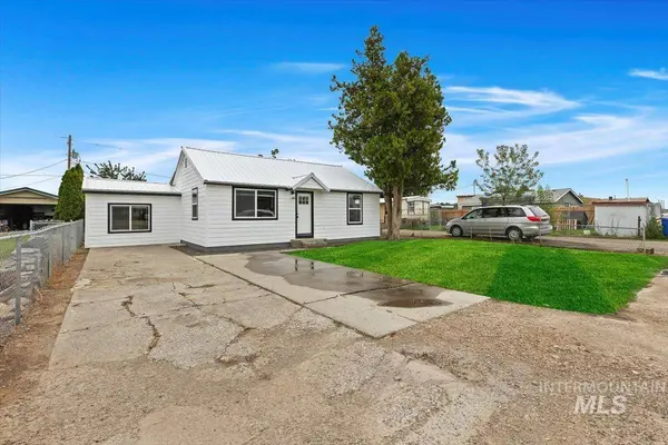 6220 James St, New Plymouth, ID 83655