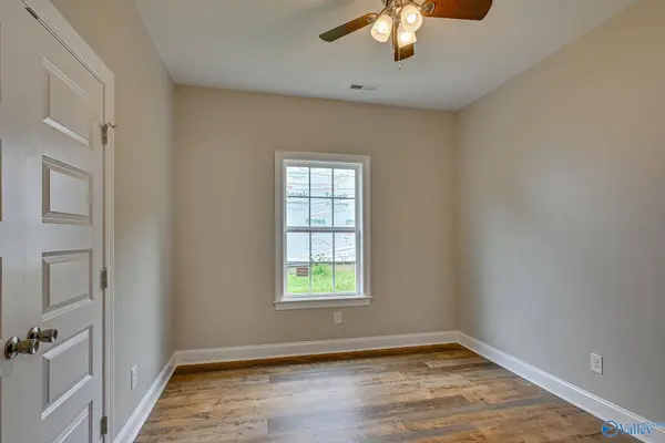 6219 Hollow Road, Huntsville, AL 35810