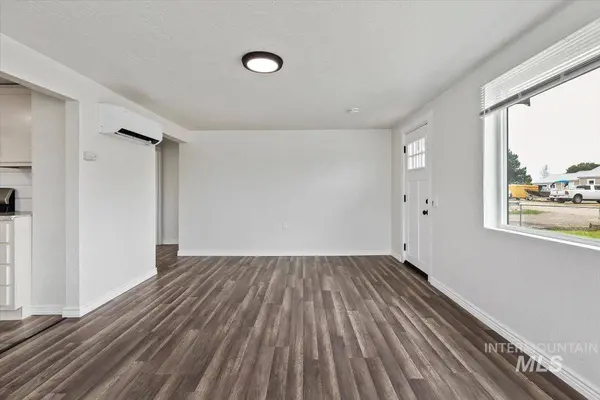 6220 James St, New Plymouth, ID 83655