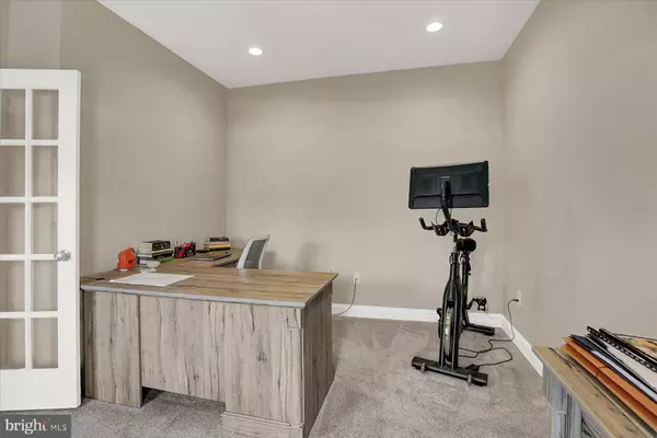 12 HEATHER LN, East Berlin, PA 17316