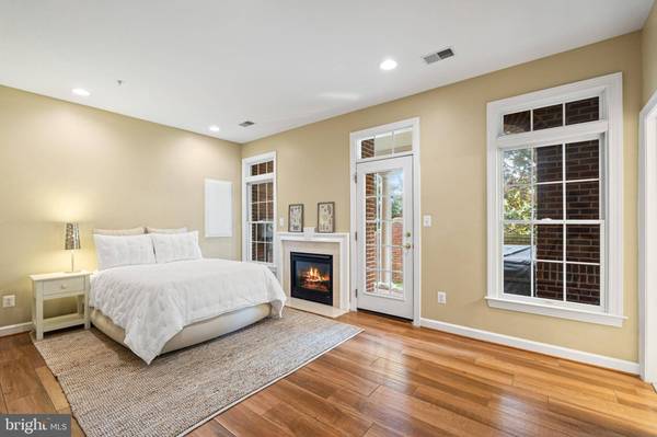 7717 SPOLETO LN #7, Mclean, VA 22102