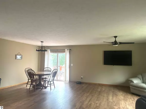 237 Cayo Drive, Buckley, MI 49620