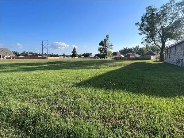 300 MAGNOLIA RIDGE RD, Boutte, LA 70039