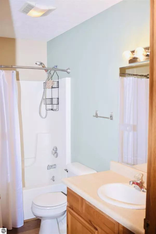 237 Cayo Drive, Buckley, MI 49620