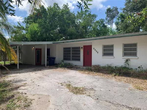 2448 FOSTER LN, Sarasota, FL 34239