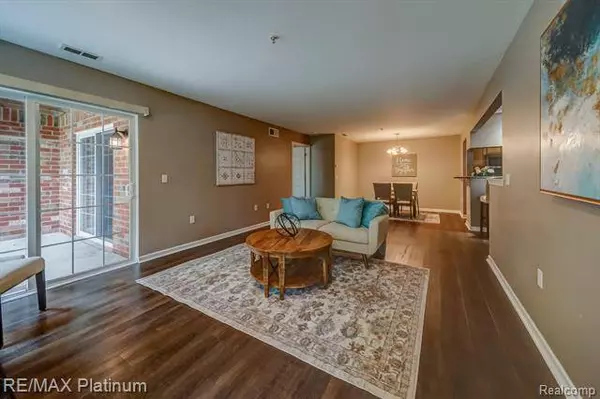 4354 Deeside Drive, Brighton, MI 48116