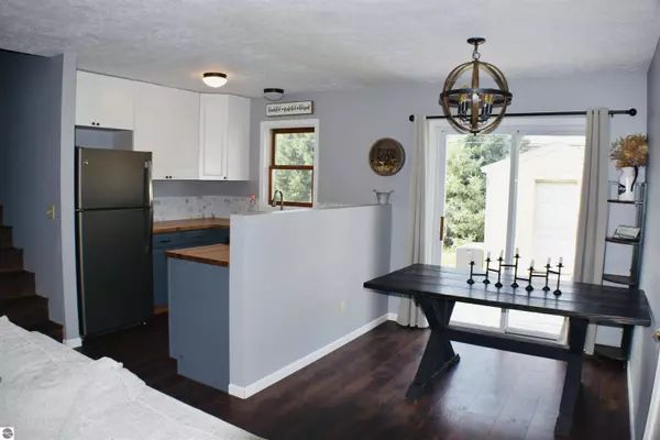 2013 Sparling Road, Kingsley, MI 49649